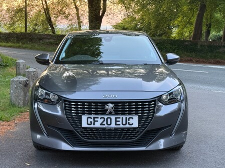 Peugeot 208 PURETECH ALLURE S/S 9