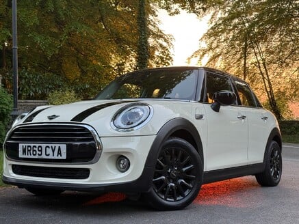 Mini Hatch COOPER CLASSIC