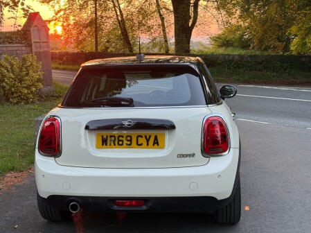 Mini Hatch COOPER CLASSIC 13