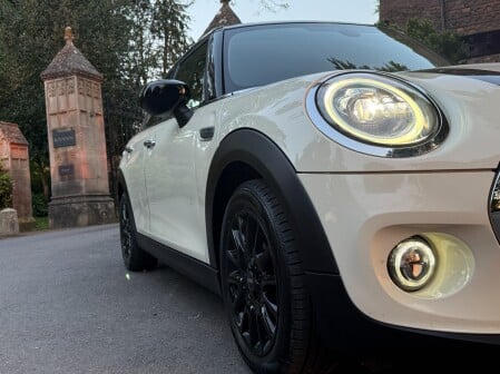 Mini Hatch COOPER CLASSIC 22