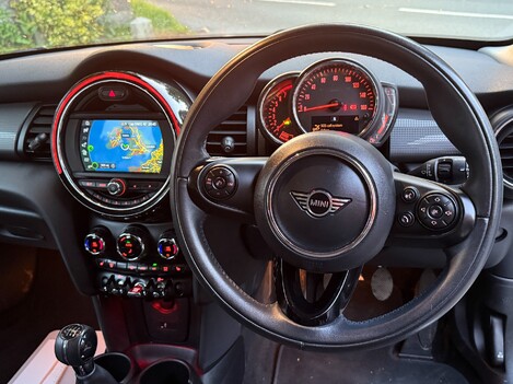 Mini Hatch COOPER CLASSIC 4