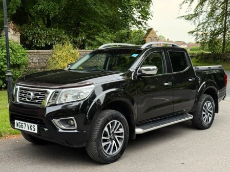 Nissan Navara DCI TEKNA 4X4 SHR DCB 5