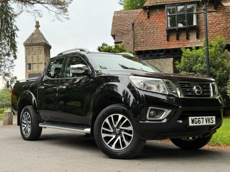 Nissan Navara DCI TEKNA 4X4 SHR DCB 2