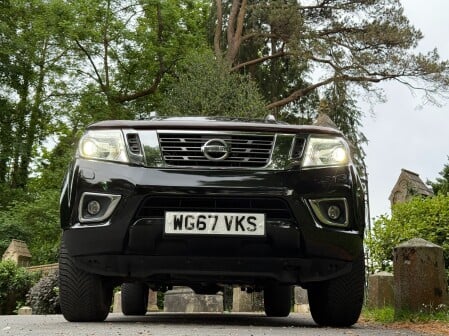 Nissan Navara DCI TEKNA 4X4 SHR DCB 15