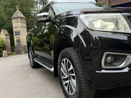Nissan Navara DCI TEKNA 4X4 SHR DCB 20