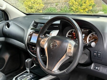 Nissan Navara DCI TEKNA 4X4 SHR DCB 34