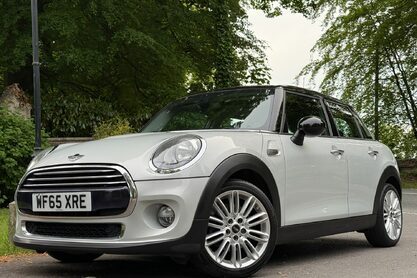 Mini Hatch COOPER