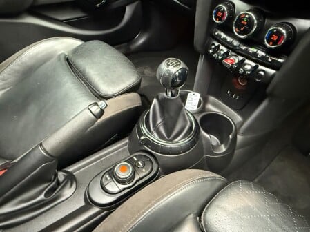 Mini Hatch COOPER 36