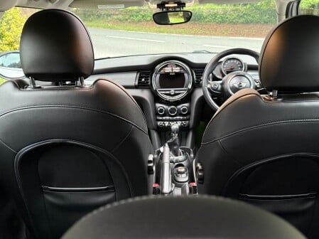 Mini Hatch COOPER 46