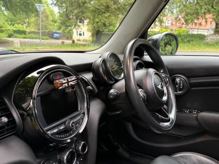 Mini Hatch COOPER 48