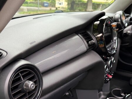 Mini Hatch COOPER 49