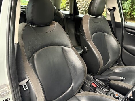 Mini Hatch COOPER 3