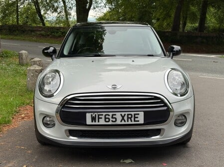 Mini Hatch COOPER 9