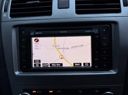 Toyota Avensis TR VALVEMATIC 32