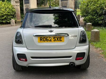 Mini Hatch COOPER 10