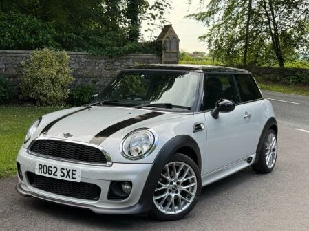 Mini Hatch COOPER 3