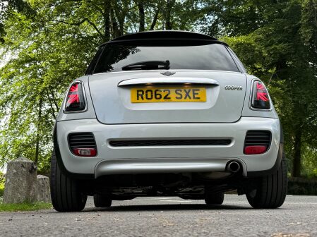 Mini Hatch COOPER 18