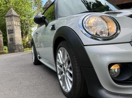 Mini Hatch COOPER 20