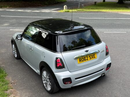 Mini Hatch COOPER 22