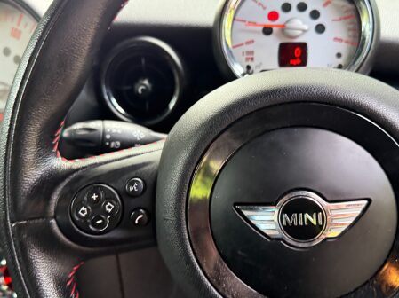 Mini Hatch COOPER 30