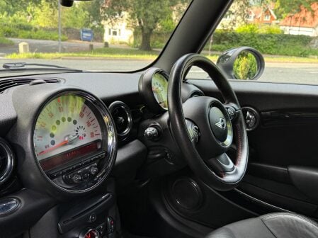Mini Hatch COOPER 40