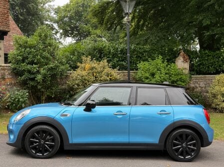 Mini Hatch COOPER 7