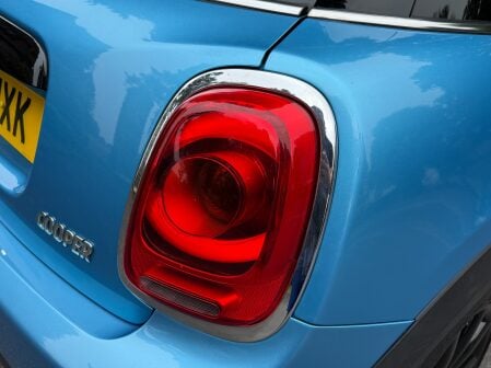 Mini Hatch COOPER 16