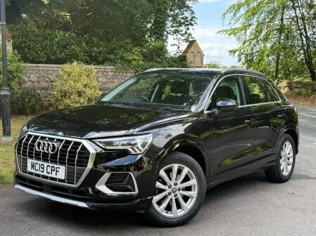 Audi Q3 TDI SPORT 3