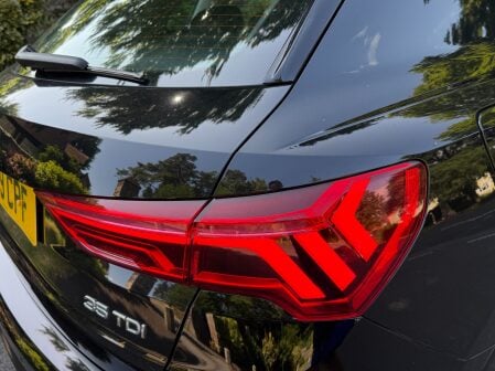 Audi Q3 TDI SPORT 17