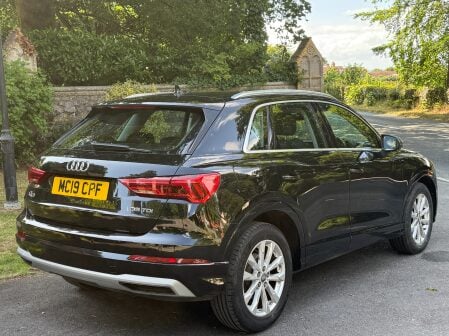 Audi Q3 TDI SPORT 12