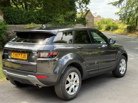 Land Rover Range Rover Evoque ED4 SE TECH 12