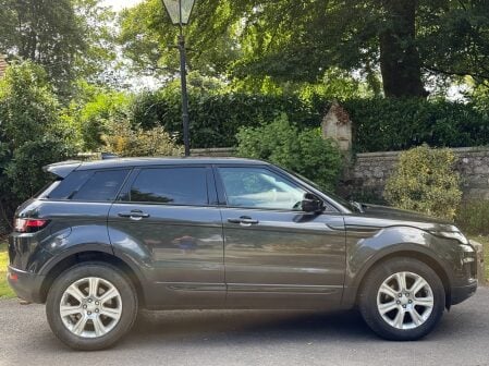 Land Rover Range Rover Evoque ED4 SE TECH 8