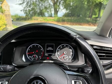 Volkswagen Polo SE EVO 31