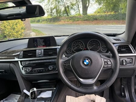 BMW 4 Series 420I LUXURY 12