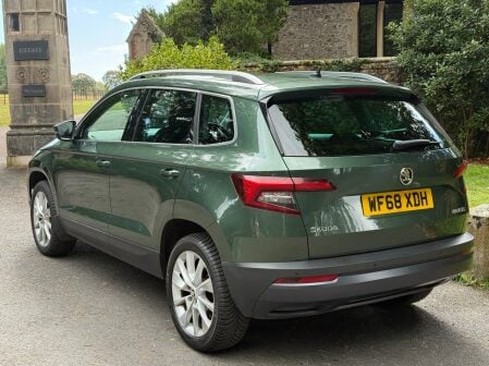 Skoda Karoq SE L TSI 11