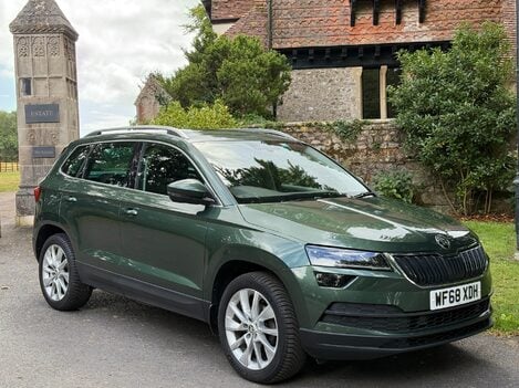 Skoda Karoq SE L TSI 1