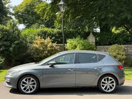 SEAT Leon TSI FR TECHNOLOGY 3