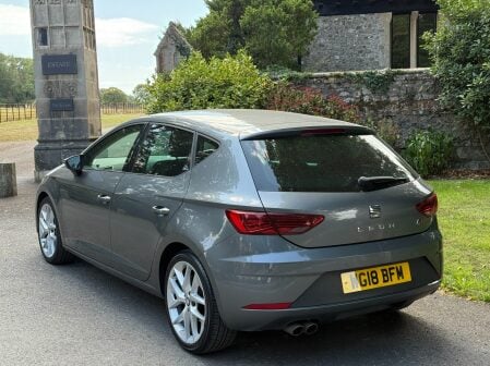 SEAT Leon TSI FR TECHNOLOGY 11