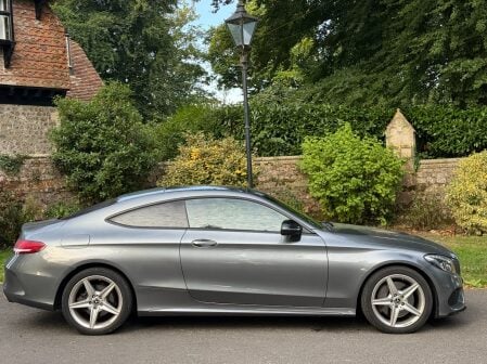 Mercedes-Benz C Class C 250 D AMG LINE PREMIUM 4