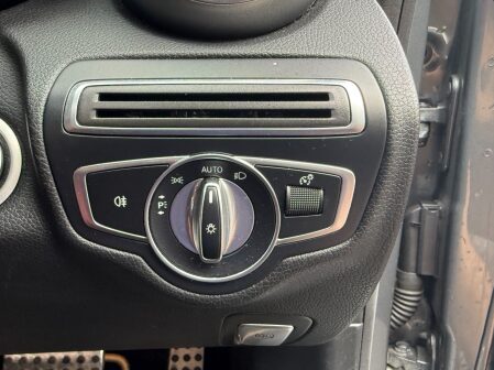 Mercedes-Benz C Class C 250 D AMG LINE PREMIUM 39