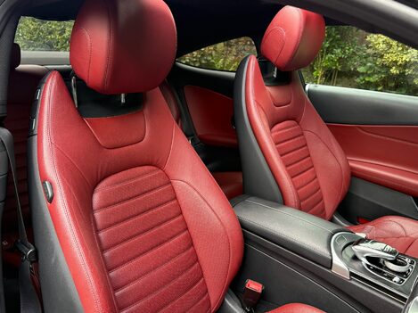 Mercedes-Benz C Class C 250 D AMG LINE PREMIUM 3
