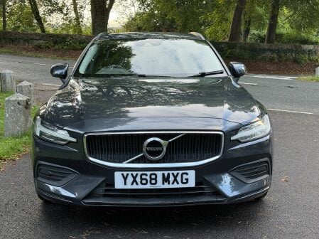 Volvo V60 D4 MOMENTUM 9