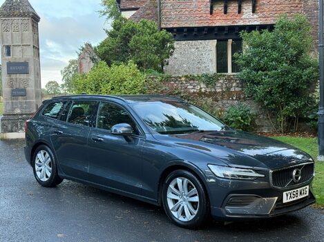 Volvo V60 D4 MOMENTUM 1