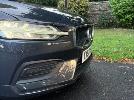 Volvo V60 D4 MOMENTUM 14