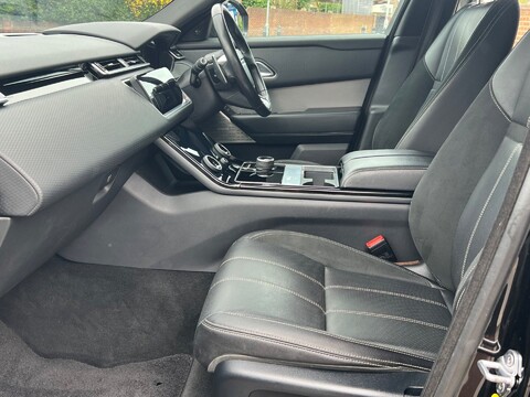 Land Rover Range Rover Velar R-DYNAMIC SE 25