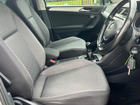 Volkswagen Tiguan SE NAVIGATION TDI 24