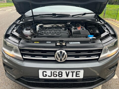 Volkswagen Tiguan SE NAVIGATION TDI 35