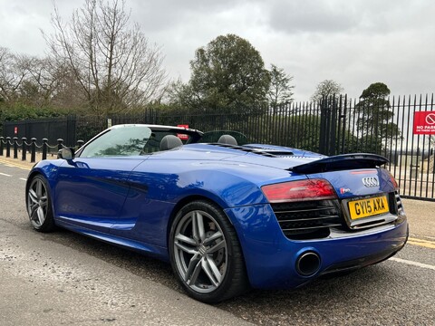 Audi R8 SPYDER V10 QUATTRO 5