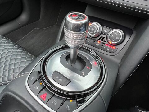 Audi R8 SPYDER V10 QUATTRO 47