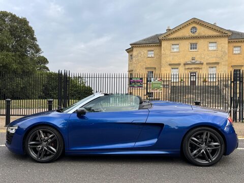 Audi R8 SPYDER V10 QUATTRO 5
